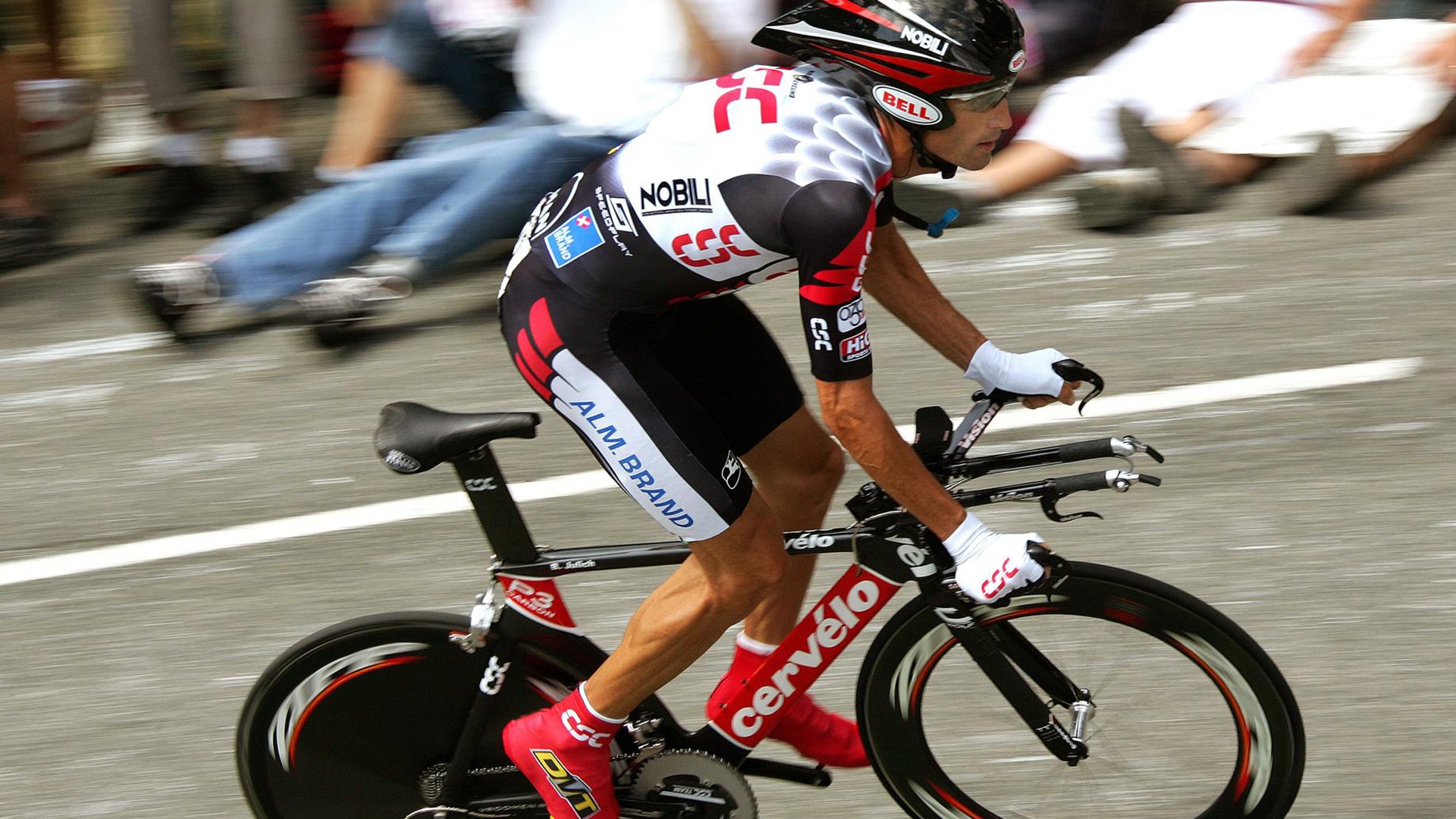 【冠军故事】他们如何通过坚持训练夺得世界冠军？，世界冠军训练视频